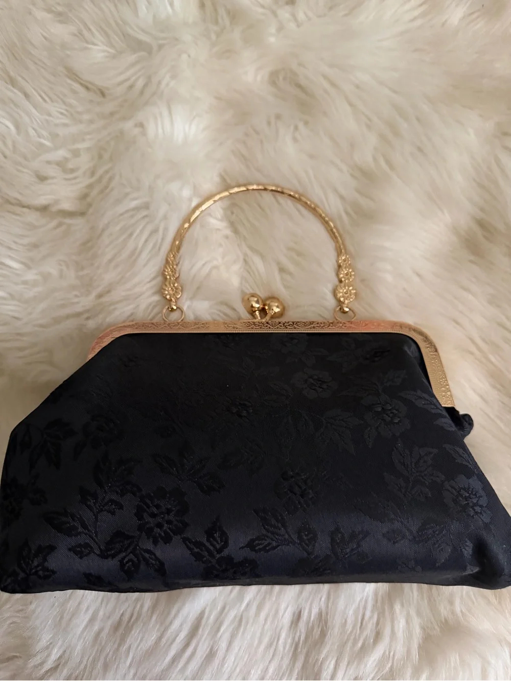 SHEIN chic black